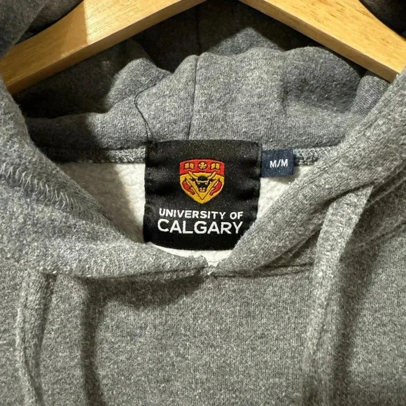 University of Calgary Dance Team Hoodie Sweater - Picture 4 of 7
